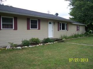502 E Eisenhower St, Sheridan, MI 48884