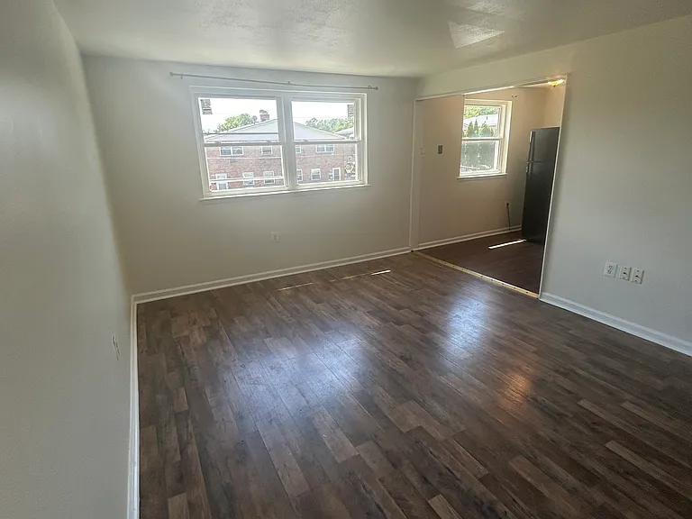 531 Foster St #2 — Photo 2