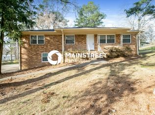 940 Pine Hill Rd, Birmingham, AL 35235