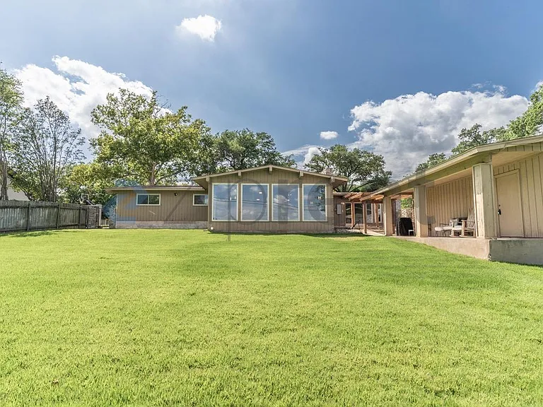 6501 Mesa Dr — Photo 24