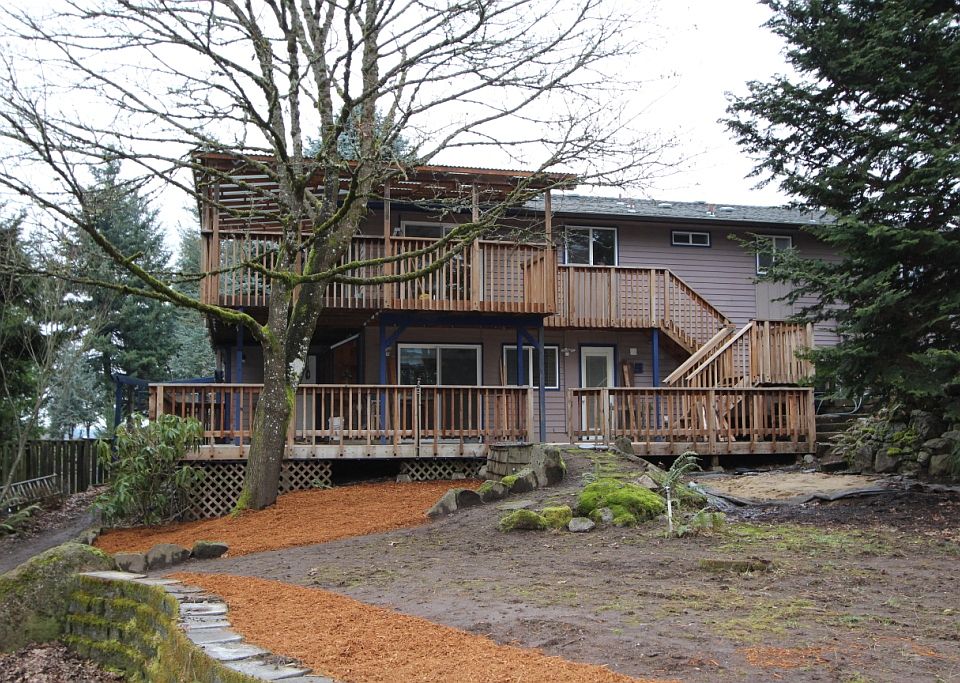 Large covered decks are perfect for year around activities