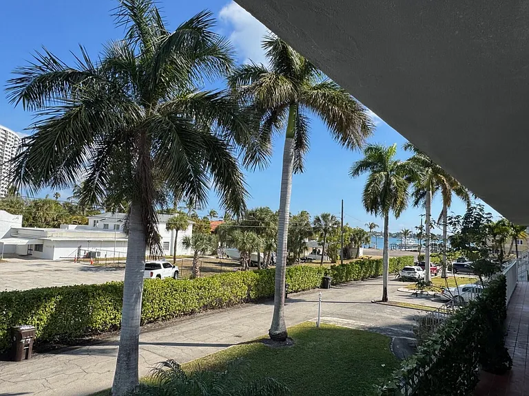 4800 N Flagler Dr #3 — Photo 22