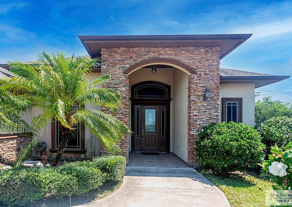 1st image of 921 Nispero Ln
