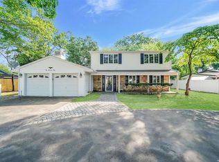 1009 Old Town Rd, Coram, NY 11727