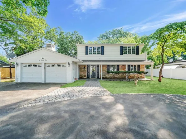 1009 Old Town Road, Coram, NY 11727