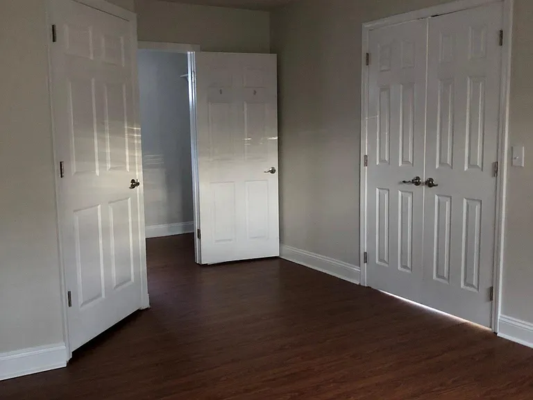 42 Shalimar Dr — Photo 17