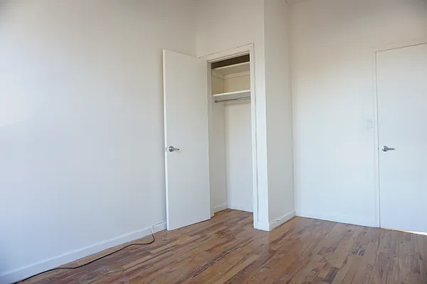 Rented by Rennit Inc. | media 27