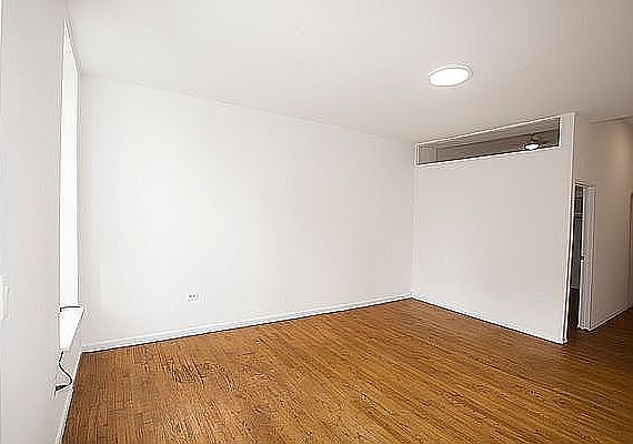1st image of 157 2nd Ave APT 4