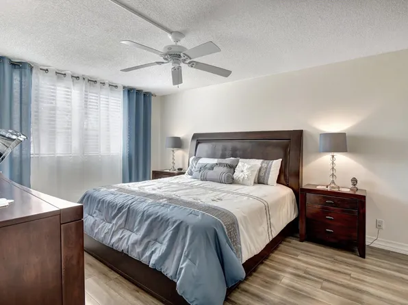 2951 NW 46th Avenue #207, Lauderdale Lakes, FL 33313