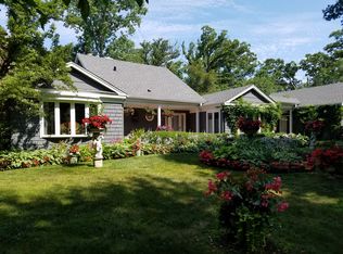 1742 N Waukegan Rd, Lake Forest, IL 60045