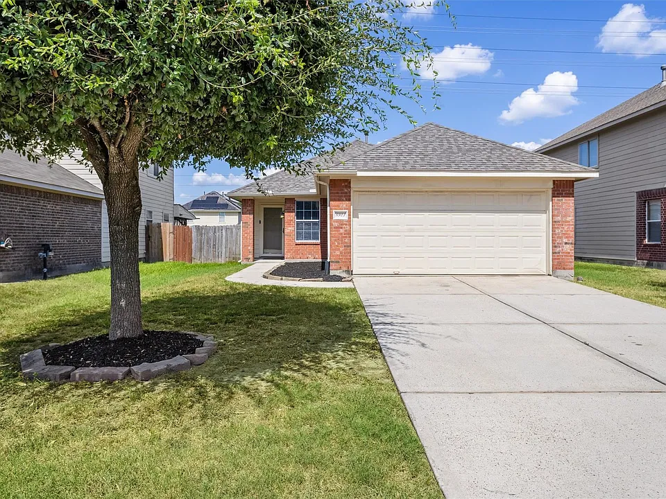 8923 Aurora Park Ln