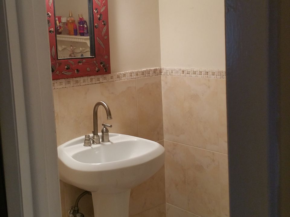 2nd image of 3750 NE 170th St APT 302