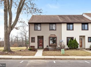 631 Edison Dr, East Windsor, NJ 08520