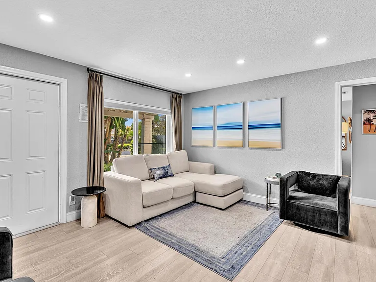 5365 N Andrews Ave — Photo 5
