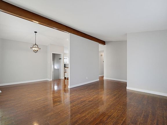 3rd image of 16415 87th Ave NW