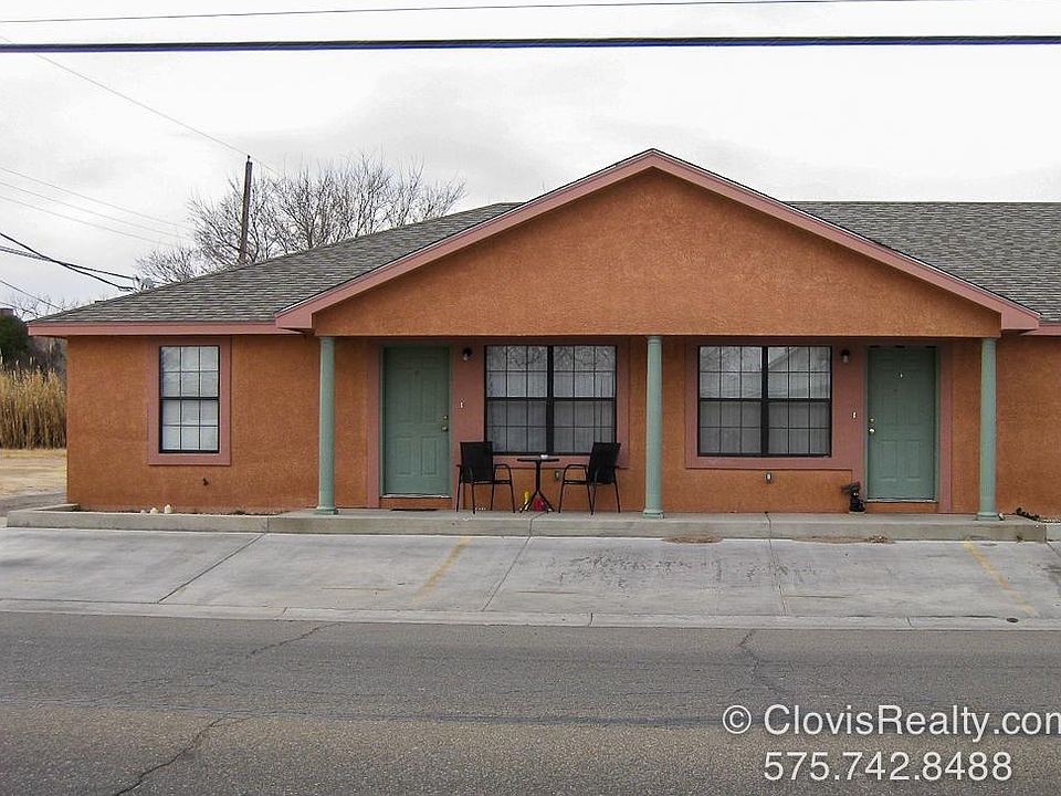 1st image of 1600 S Avenue I APT 4