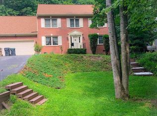 2316 Harpoon Dr, Stafford, VA 22554