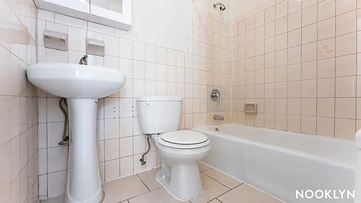 Rented by Nooklyn NYC LLC | media 11