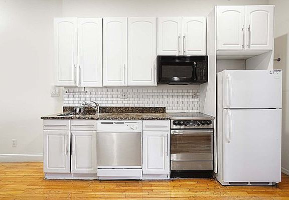 3rd image of 236 E 3rd St #1B