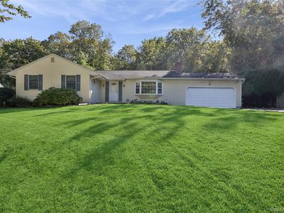 94 Mobrey Lane, Smithtown, NY, 11787