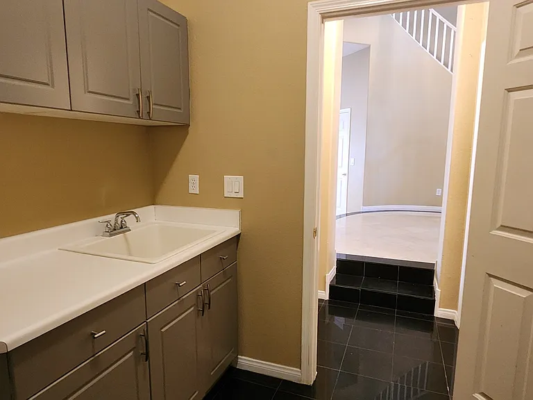 4737 Stavanger Ln — Photo 10