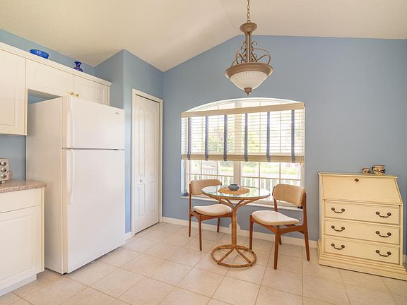 3rd image of 1391 Lago Mar Dr