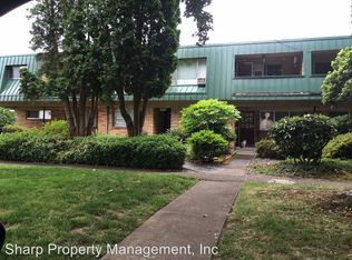 1161 17th Ave APT 8, Longview, WA 98632