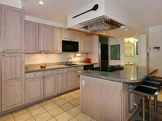 Sold by Corcoran | media 24