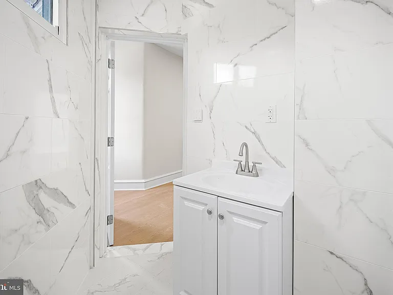 775 S 8th St #2R — Photo 12