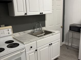 939 W Shore Rd #1, Warwick, RI 02889