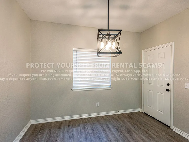 758 W Breeze Cv — Photo 4