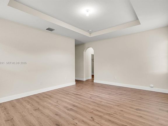 5th image of 11560 NW 88th Ln