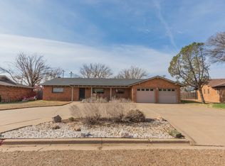909 Jefferson St, Plainview, TX 79072
