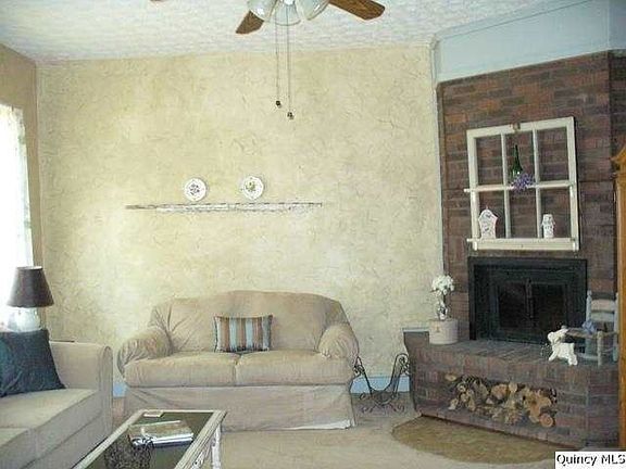 Home for Sale in Quincy, IL $64,900