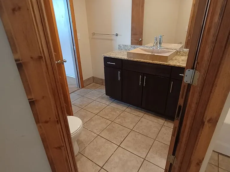 213 W Olive St #203 — Photo 8
