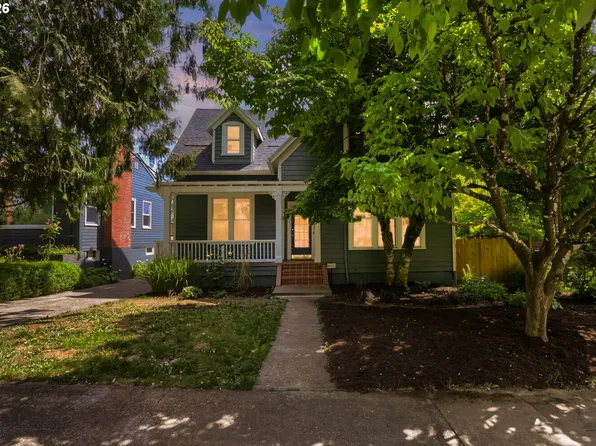 904 SE 70th Ave, Portland, OR 97215