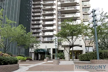Rented by NextStopNY