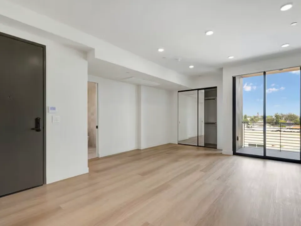 12737 Mitchell Ave #6B