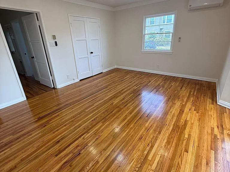 8686 W Olympic Blvd #3 — Photo 2