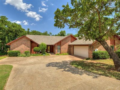 1917 Woodland Rd, Edmond, OK, 73013