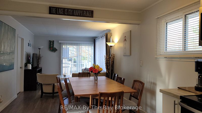 Wasaga Beach House for rent - 5 Bedrooms — photo 2