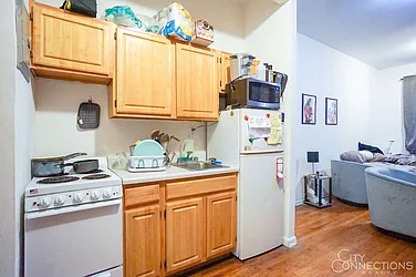 Rented by City Connections Realty