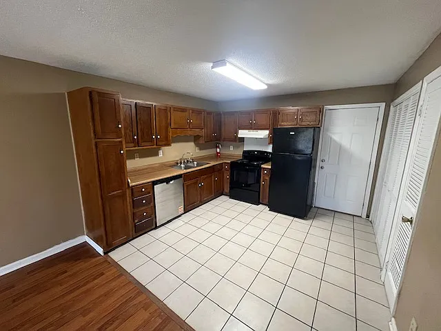 1804 Ororke Ln SW #B — Photo 4