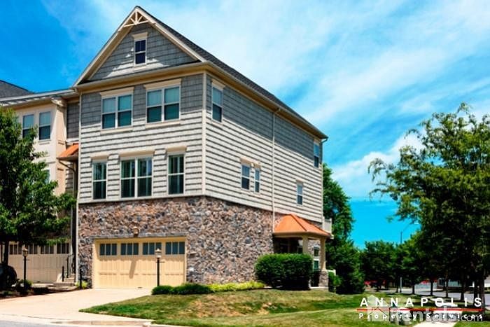 1st image of 835 Freeland Ct