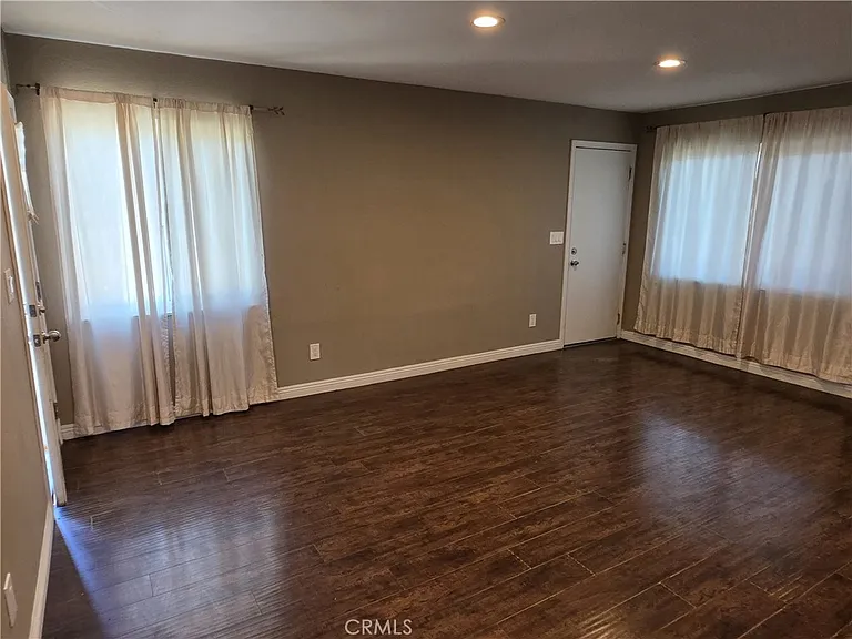 8808 Randolph St — Photo 9