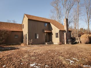 2 Meadow Court, Simsbury, CT 06070