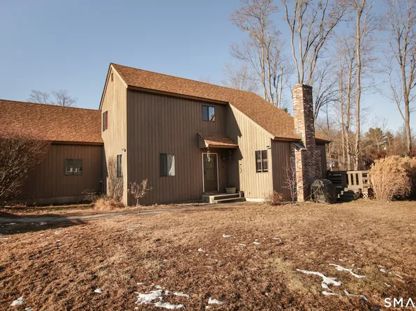 2 Meadow Court, Simsbury, CT 06070