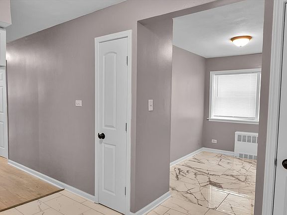 4th image of 7720 S Jeffery Blvd Unit Gs