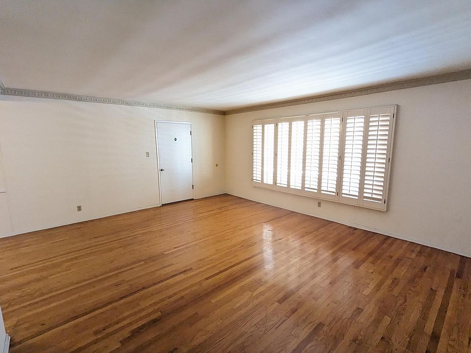 1st image of 1547 S Orange Grove Ave APT 8