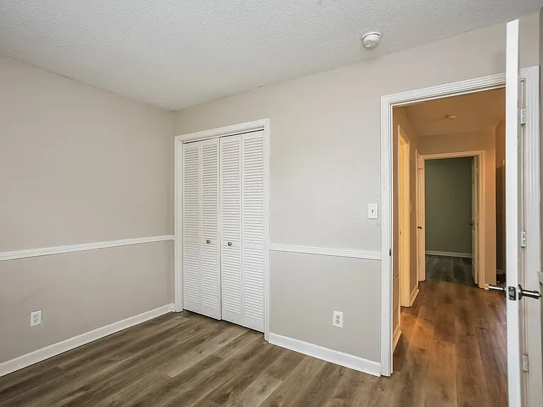 1358 Evergreen Dr — Photo 13